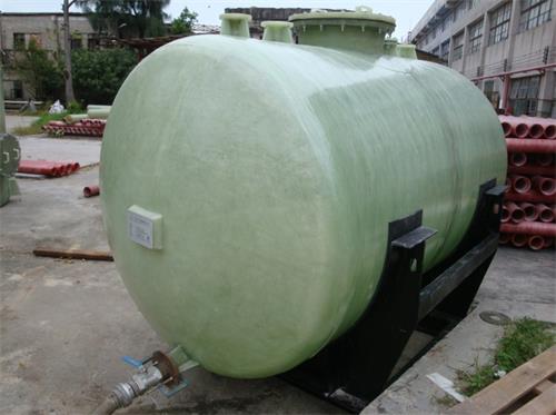 玻璃鋼儲罐是怎樣制成詳解的？玻璃鋼儲罐制作全過程